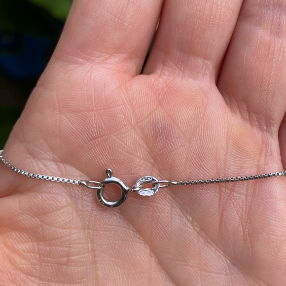 NWOT Silver 925 Heart Shape Zirconia Stone Pendant - Picture 4 of 5